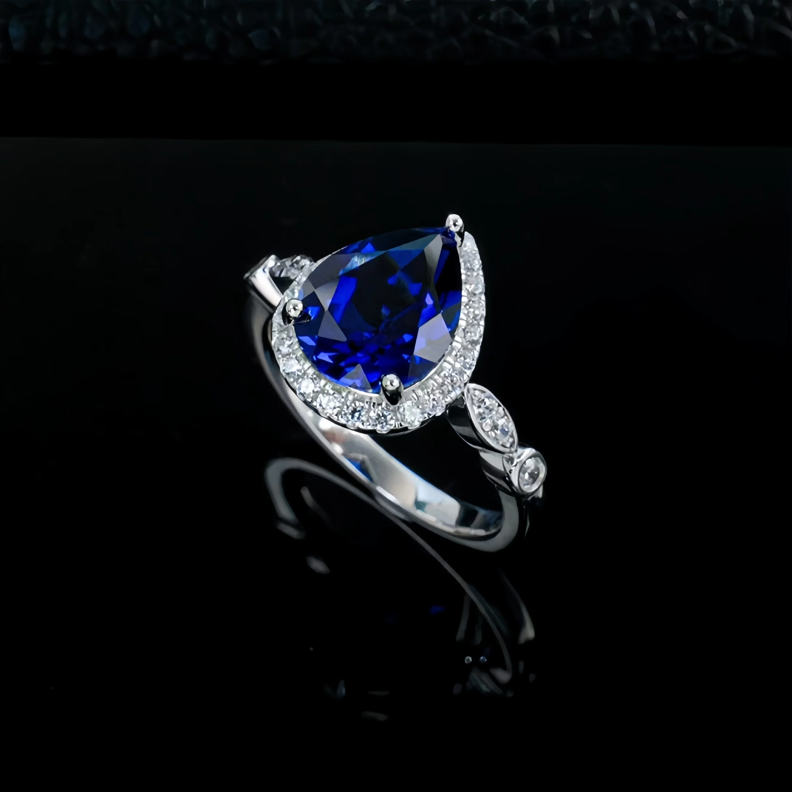 Lab-Grown Heart-Shaped Blue Diamond Ring in S925 Sterling Silver