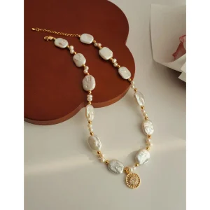 Baroque Freshwater Pearl Choker Necklace, French Vintage Gold-Plated Zircon Pendant Collarbone Necklace