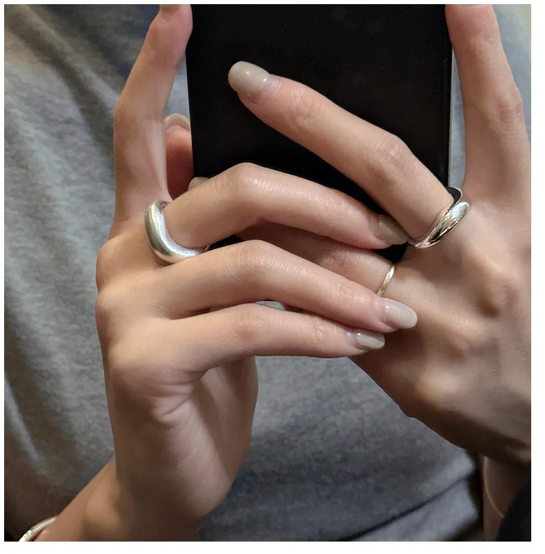 Two styles of S925 silver irregular open rings stacked on fingers, chunky minimalist silver ring mirror selfie
