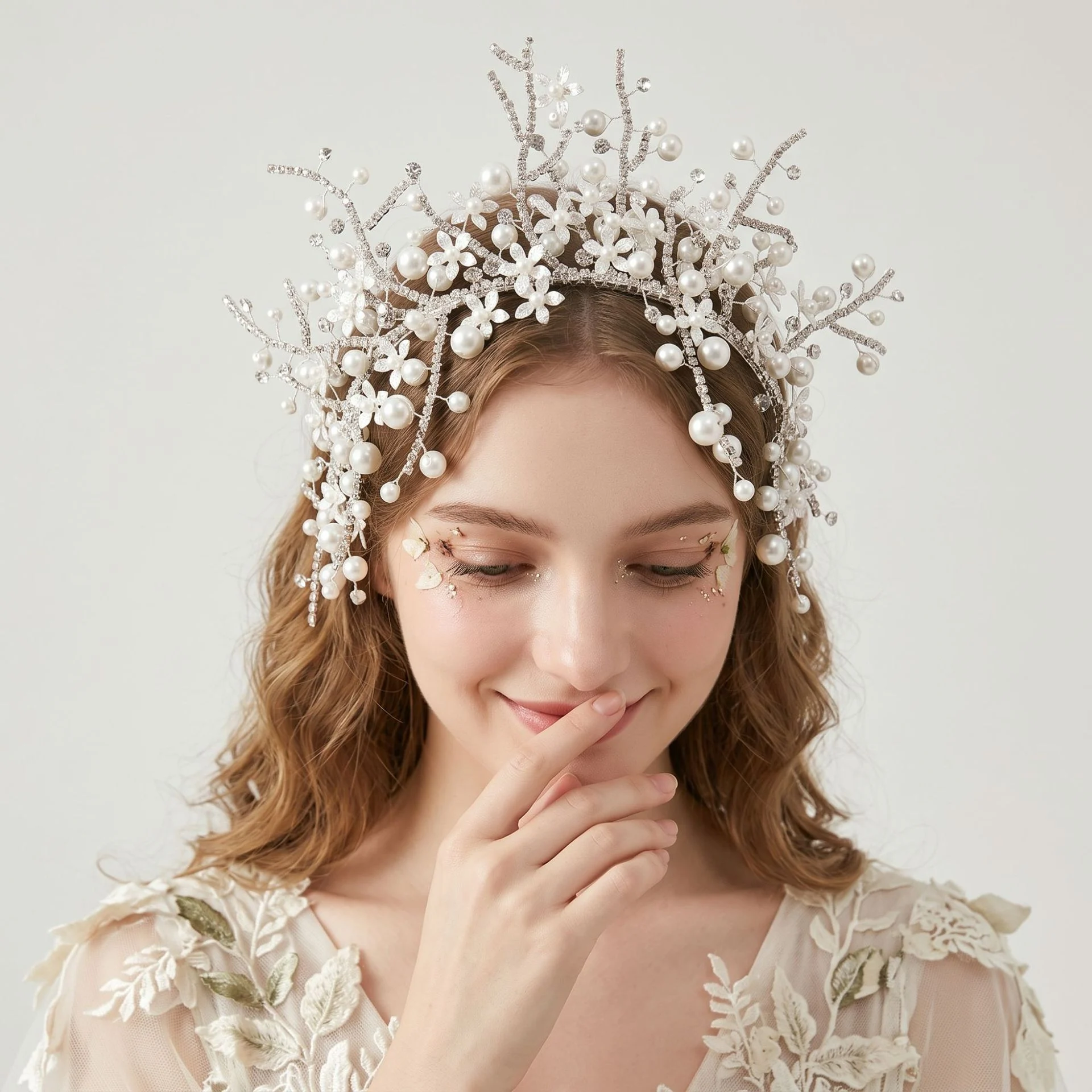 Graceful Pearl Flower Headband - View 7