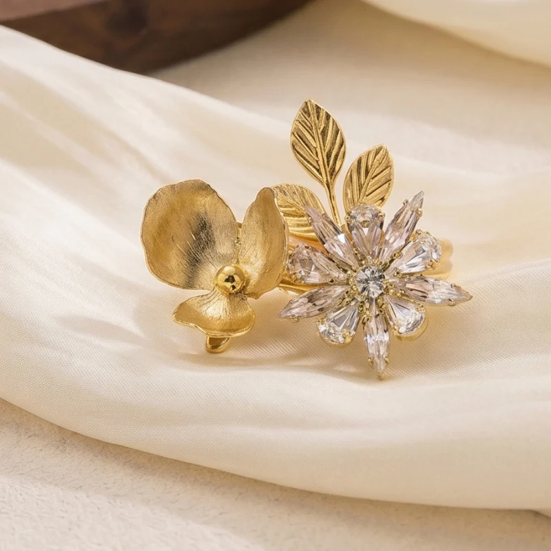 Vintage Royal Pearl Flower Clip - View 4